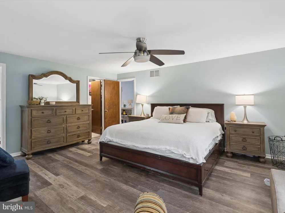 376 TAVISTOCK DRIVE Medford, NJ 08055