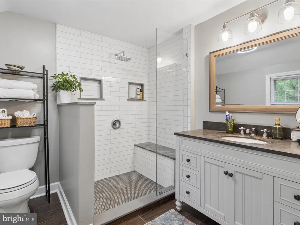 376 TAVISTOCK DRIVE Medford, NJ 08055