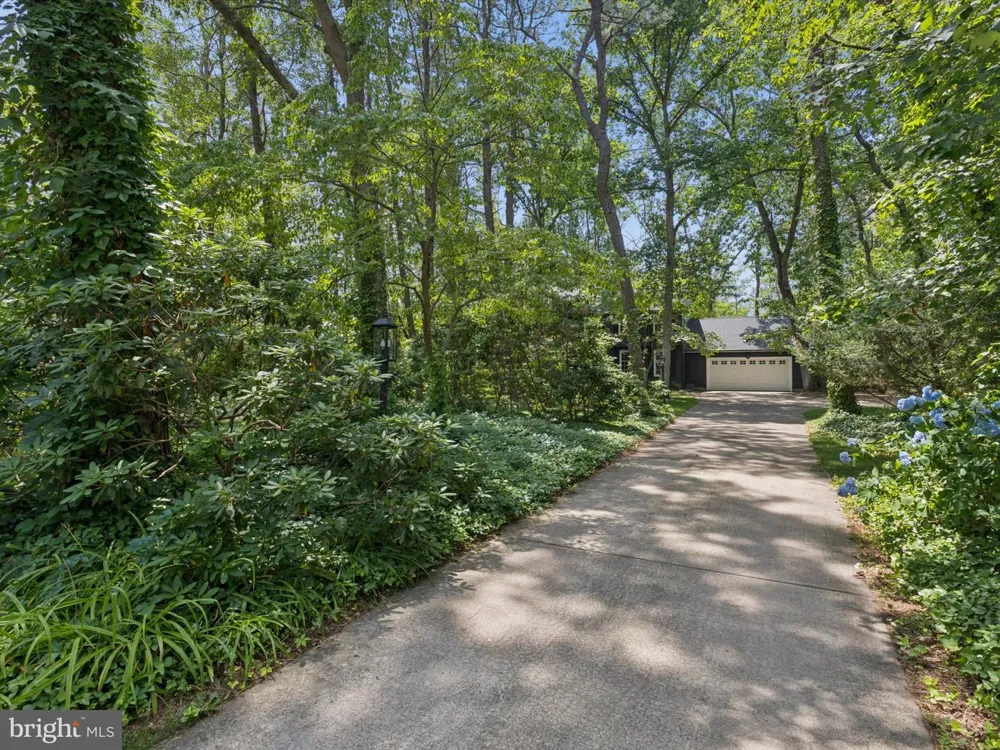 376 TAVISTOCK DRIVE Medford, NJ 08055