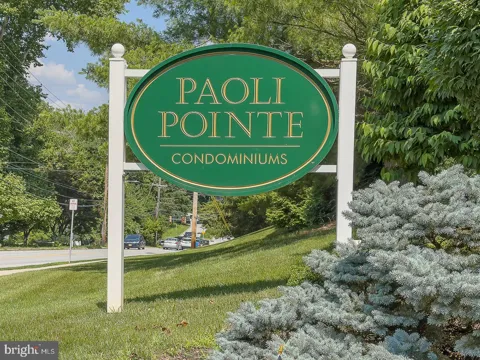 420 PAOLI POINTE DRIVE #420-M