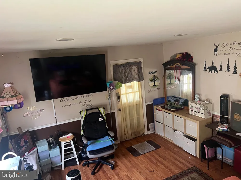 902 HILL TOP DRIVE Cumberland, MD 21502