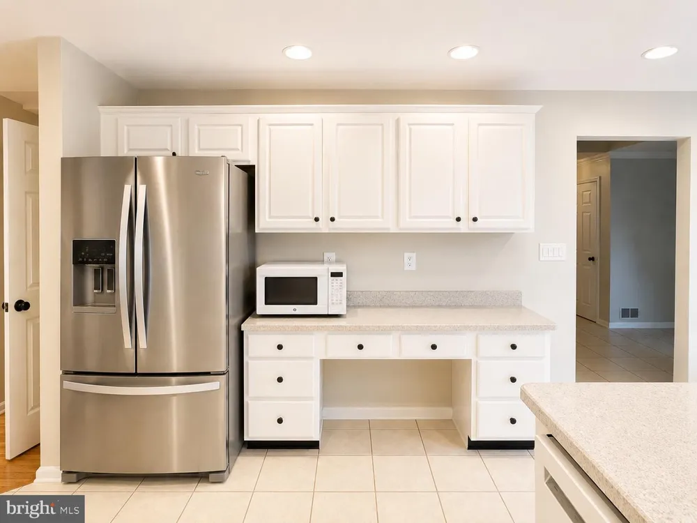 141 COBURN ROAD Pennington, NJ 08534