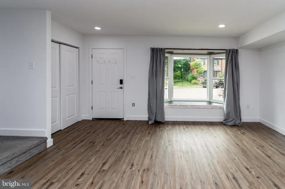 106 PROVIDENCE AVENUE Doylestown, PA 18901