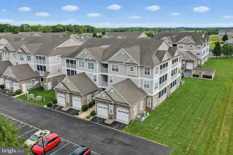 4102 SUMMER BROOK WAY
