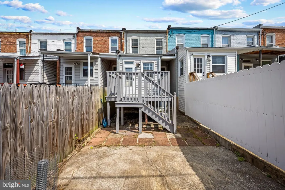 1109 W 40TH STREET Baltimore, MD 21211