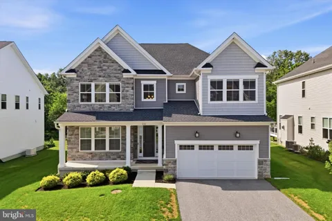 236 LILY LANE