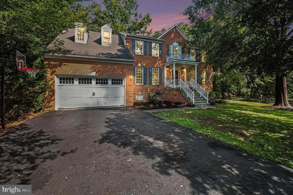 6356 LEE FOREST PATH Centreville, VA 20120