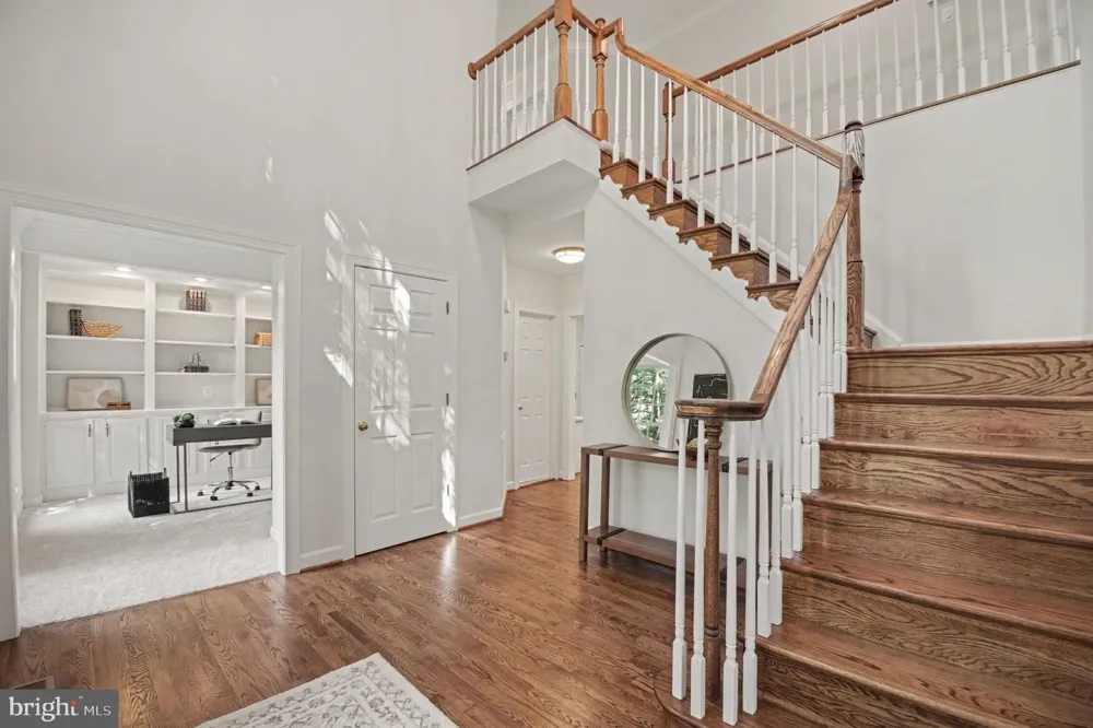 6356 LEE FOREST PATH Centreville, VA 20120