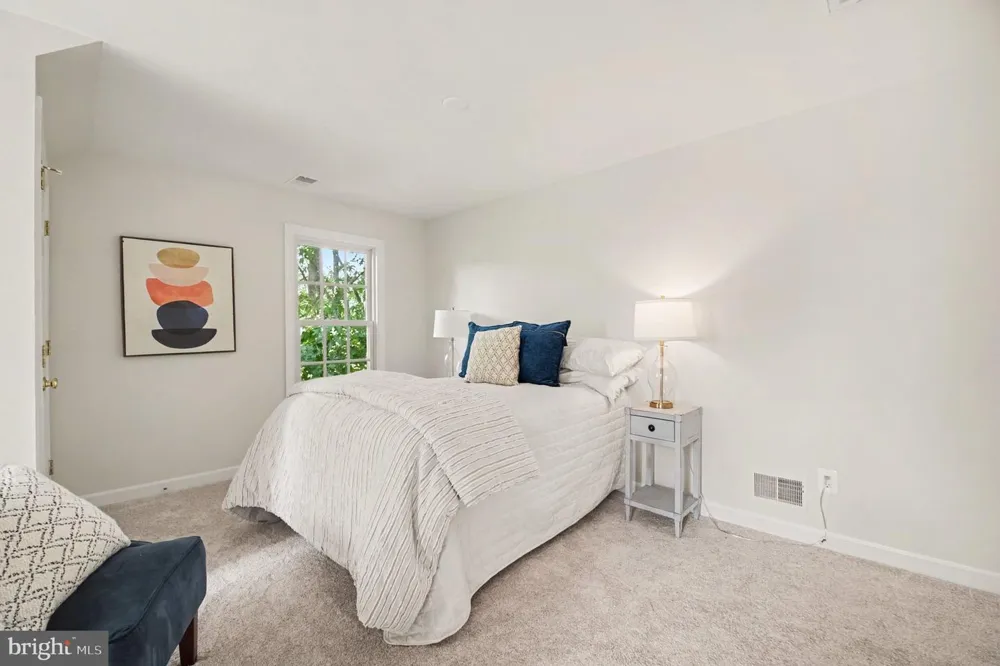 6356 LEE FOREST PATH Centreville, VA 20120