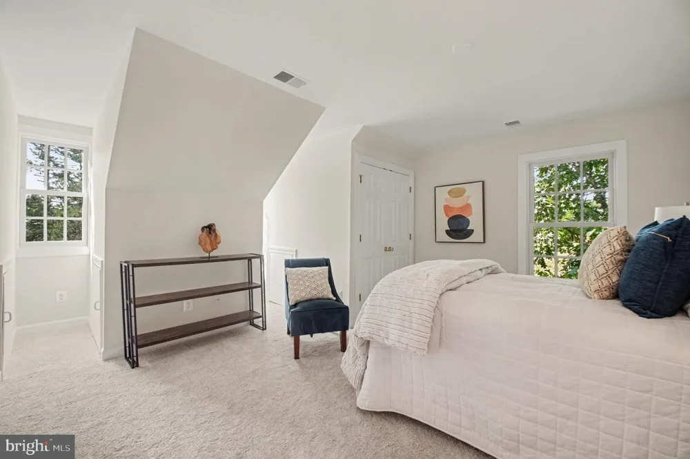 6356 LEE FOREST PATH Centreville, VA 20120