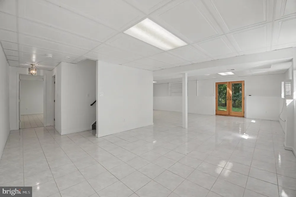 6356 LEE FOREST PATH Centreville, VA 20120