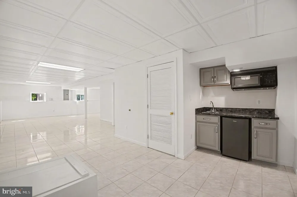 6356 LEE FOREST PATH Centreville, VA 20120