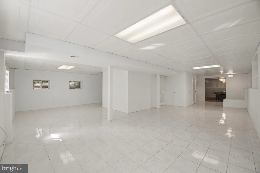 6356 LEE FOREST PATH Centreville, VA 20120