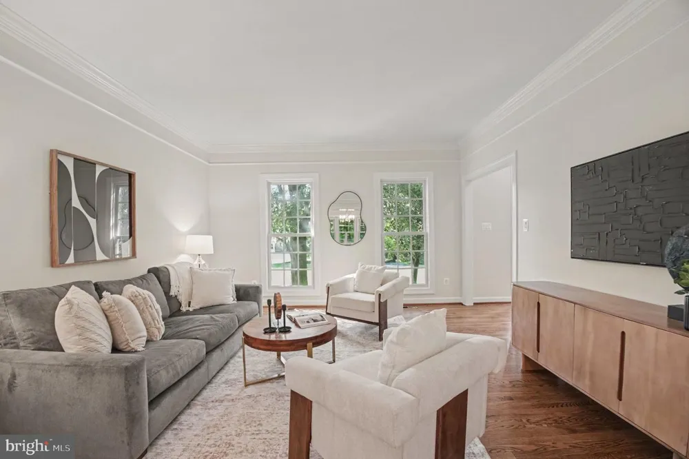 6356 LEE FOREST PATH Centreville, VA 20120