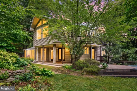 821 SMELTZER ROAD