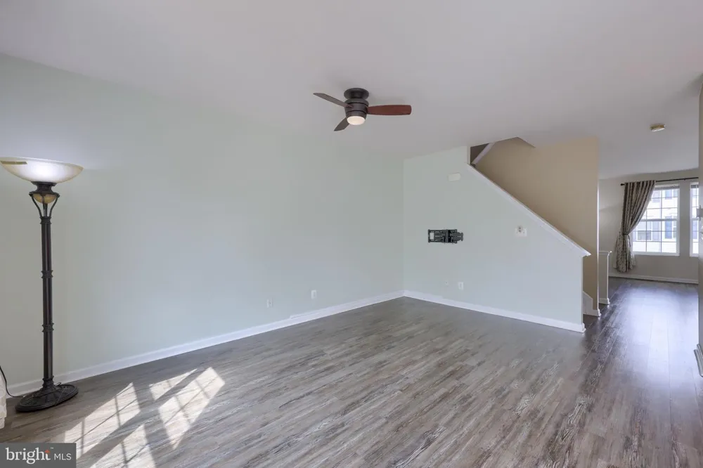 2307 GOLDEN EAGLE DRIVE York, PA 17408