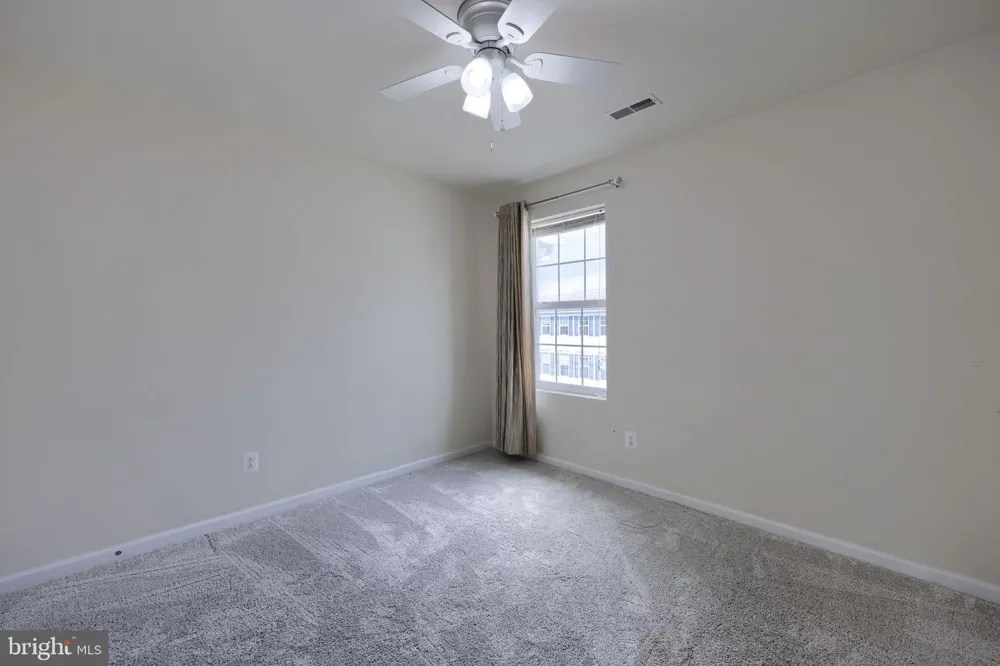 2307 GOLDEN EAGLE DRIVE York, PA 17408