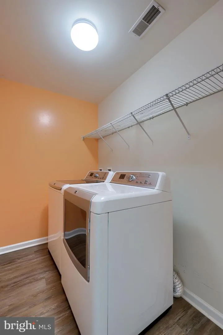 2307 GOLDEN EAGLE DRIVE York, PA 17408