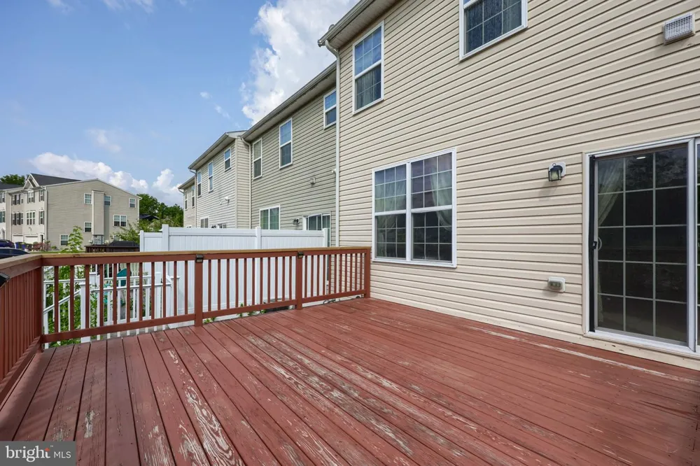 2307 GOLDEN EAGLE DRIVE York, PA 17408