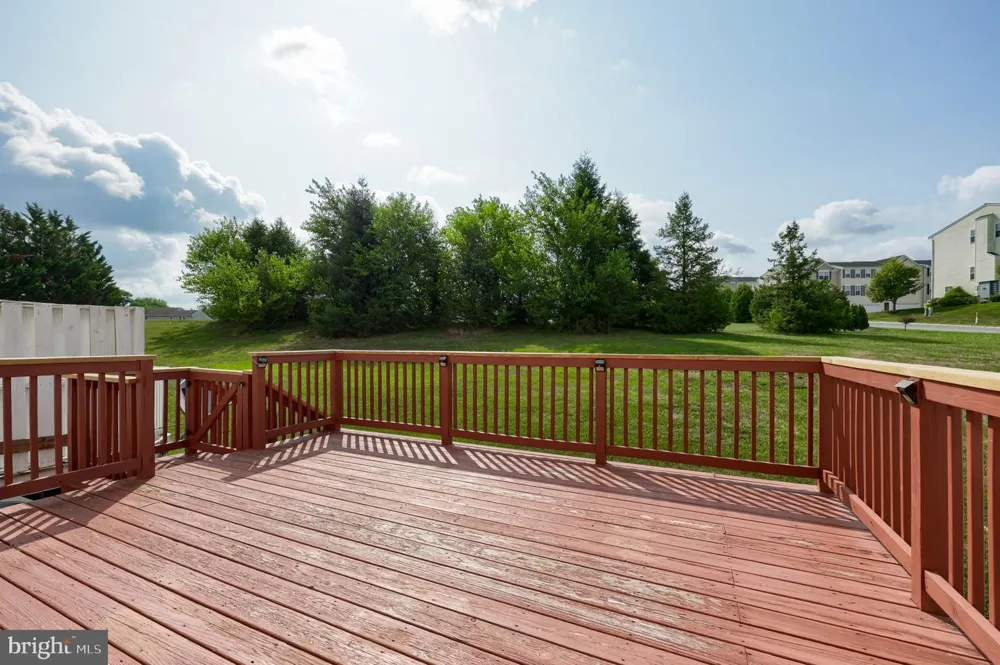 2307 GOLDEN EAGLE DRIVE York, PA 17408