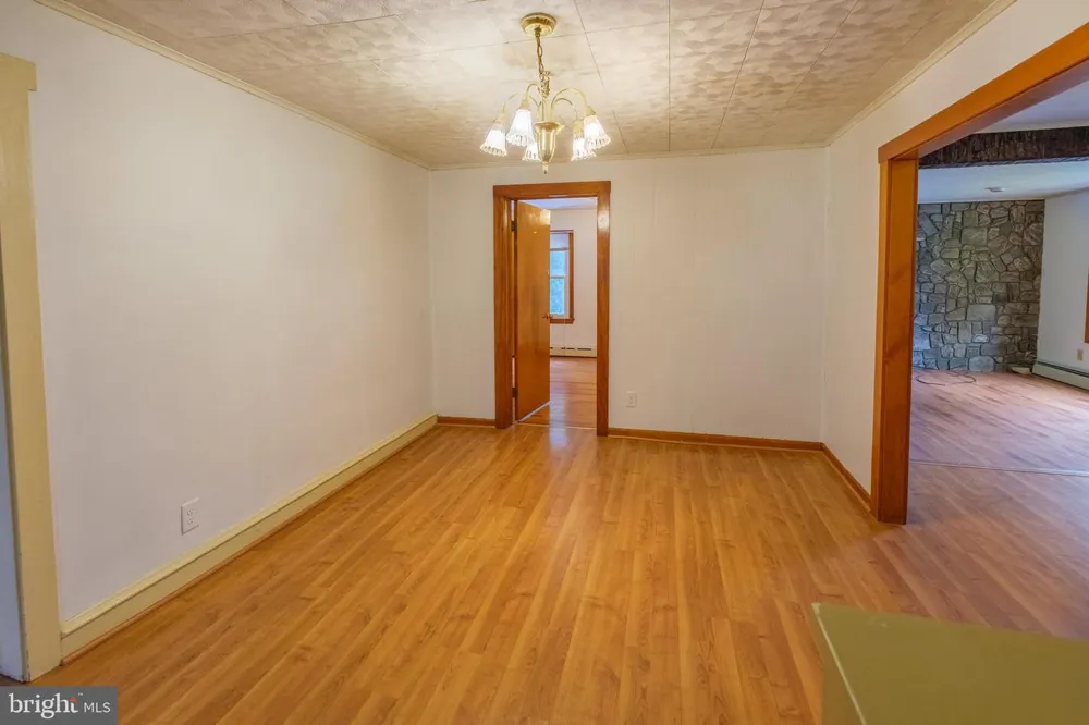 815 W WATER STREET Bellefonte, PA 16823