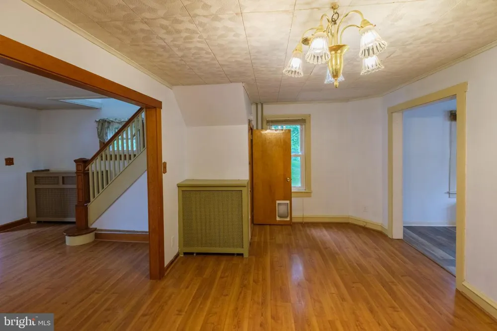815 W WATER STREET Bellefonte, PA 16823