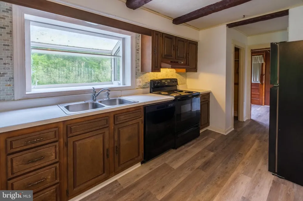 815 W WATER STREET Bellefonte, PA 16823