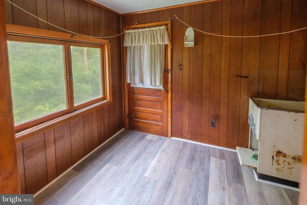 815 W WATER STREET Bellefonte, PA 16823