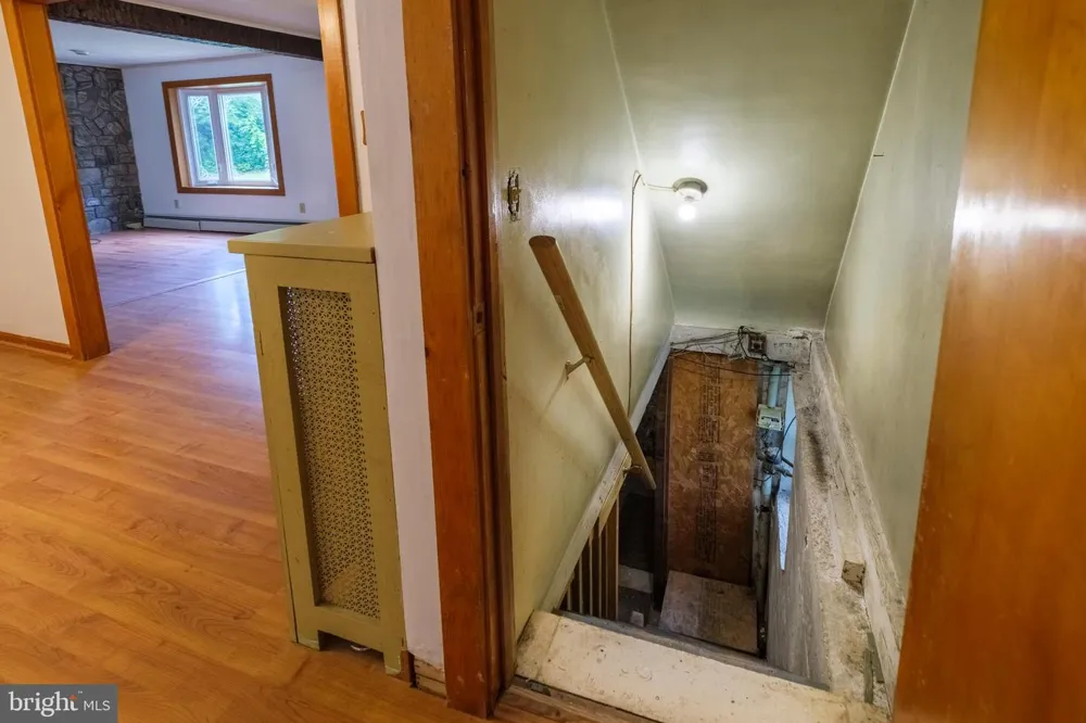815 W WATER STREET Bellefonte, PA 16823