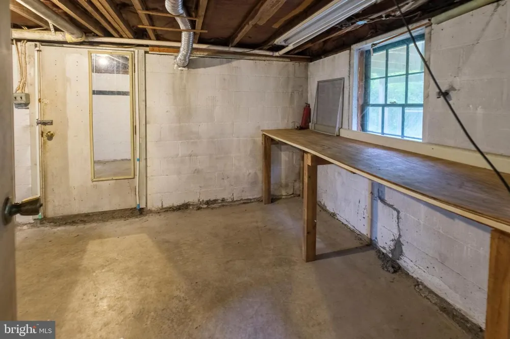 815 W WATER STREET Bellefonte, PA 16823