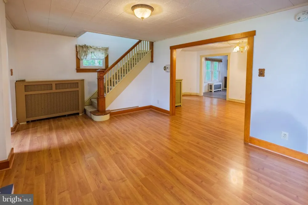 815 W WATER STREET Bellefonte, PA 16823