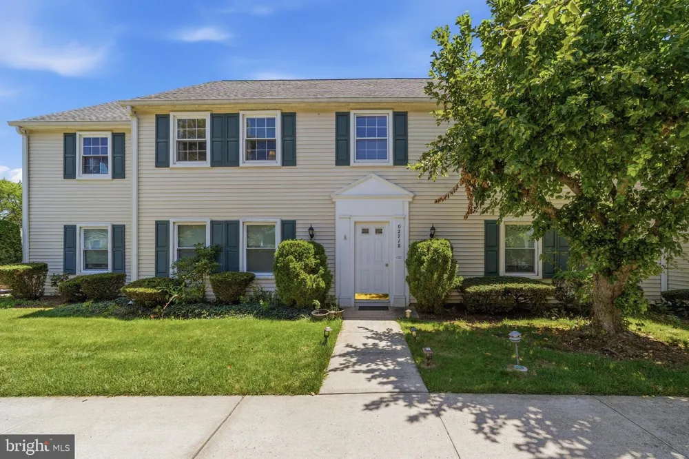 271 OLD NASSAU Monroe Township, NJ 08831