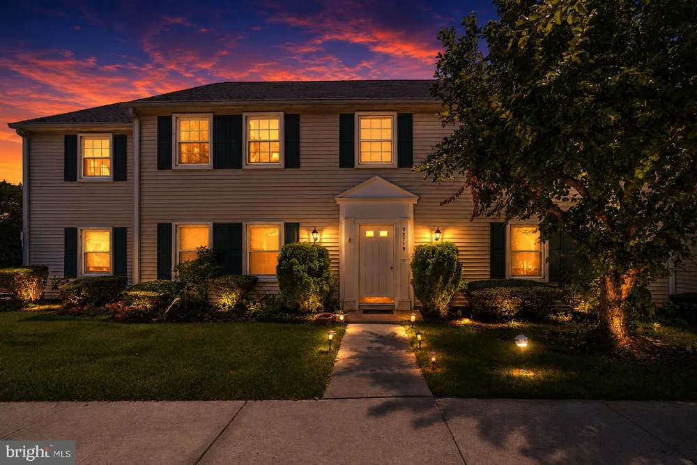 271 OLD NASSAU Monroe Township, NJ 08831