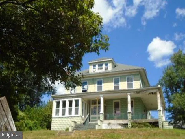 3216 HAMILTON AVENUE Baltimore, MD 21214