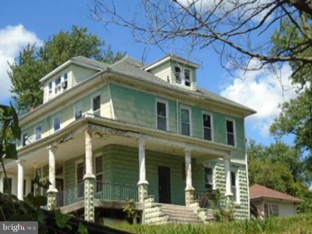 3216 HAMILTON AVENUE Baltimore, MD 21214