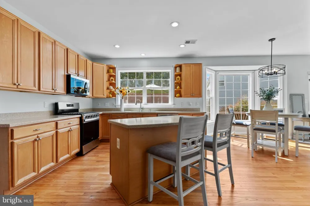 6000 LYCEUM LANE Manassas, VA 20112
