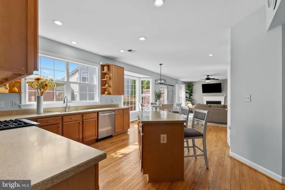 6000 LYCEUM LANE Manassas, VA 20112