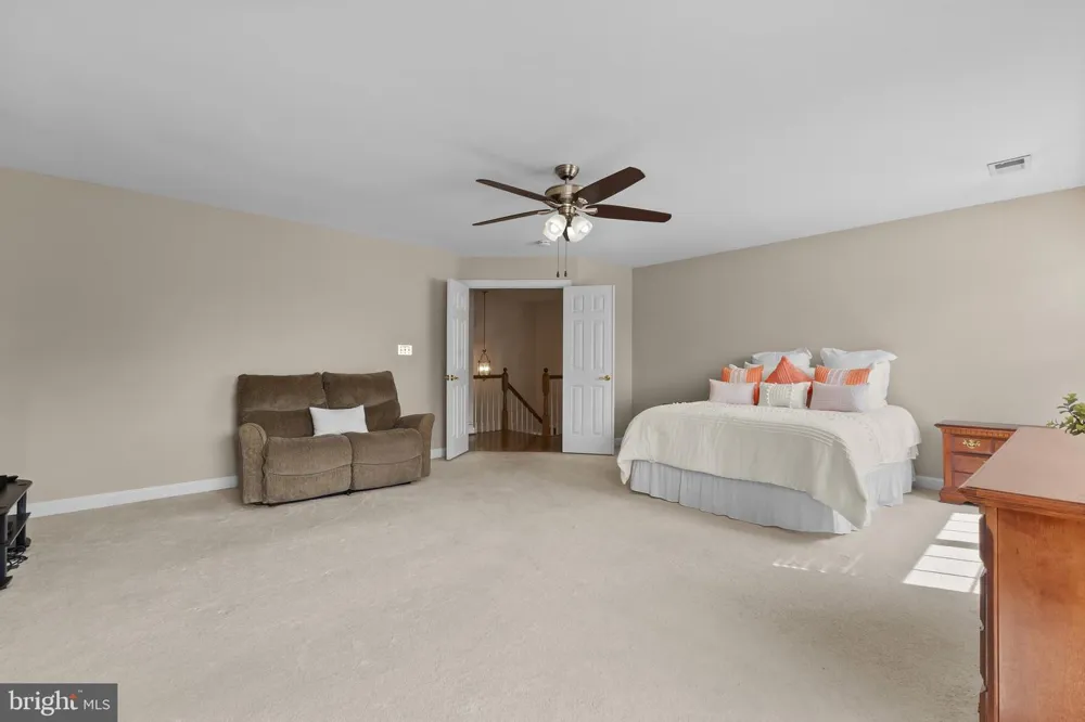 6000 LYCEUM LANE Manassas, VA 20112