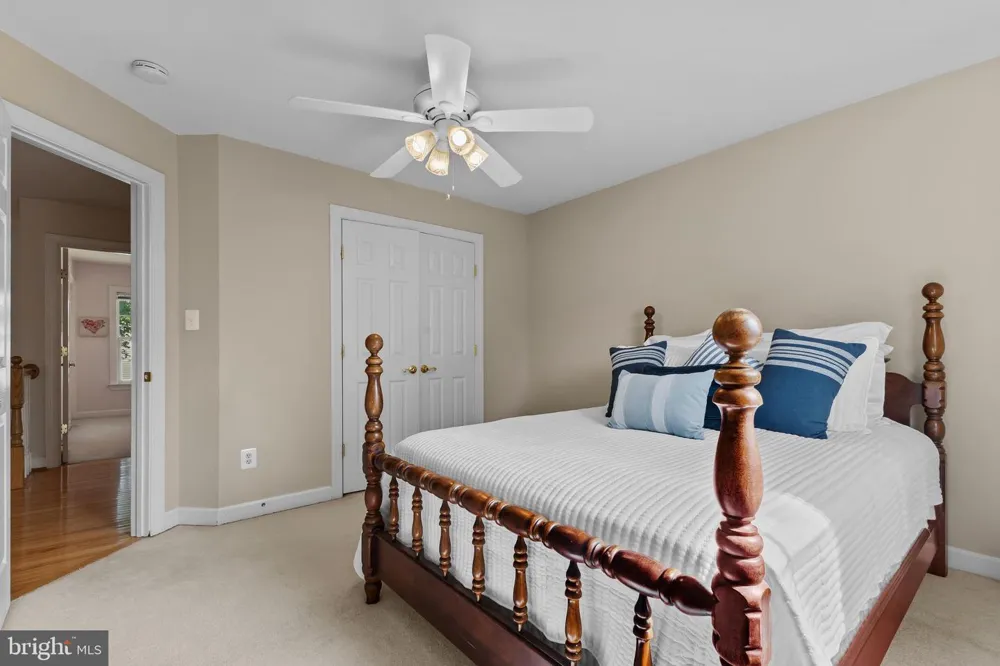 6000 LYCEUM LANE Manassas, VA 20112