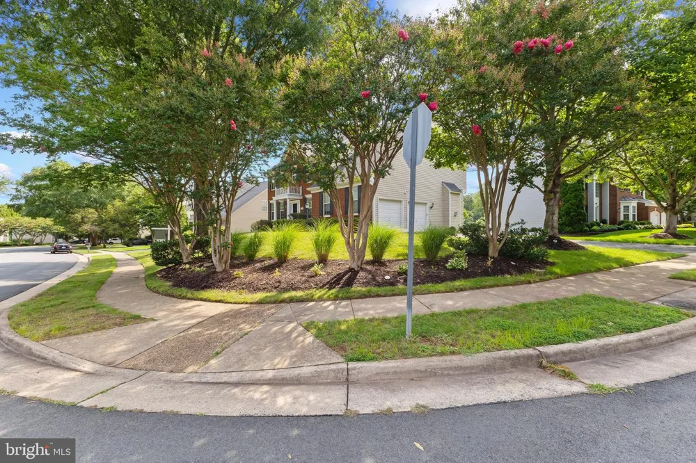 6000 LYCEUM LANE Manassas, VA 20112