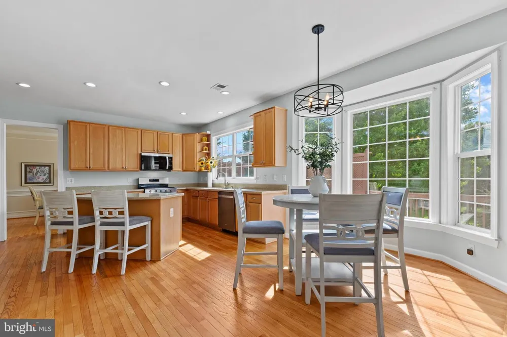 6000 LYCEUM LANE Manassas, VA 20112