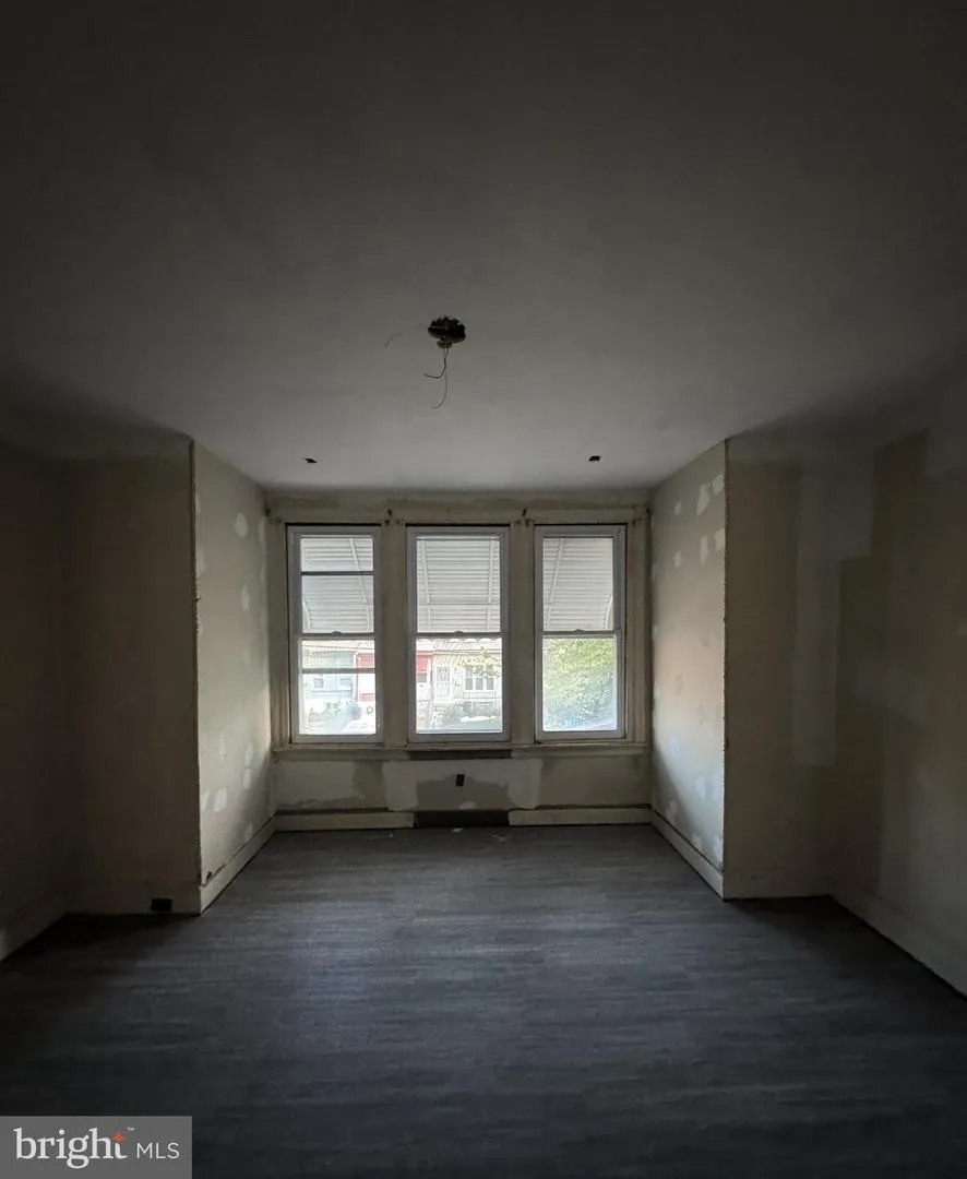 1953 MEDARY AVENUE Philadelphia, PA 19141