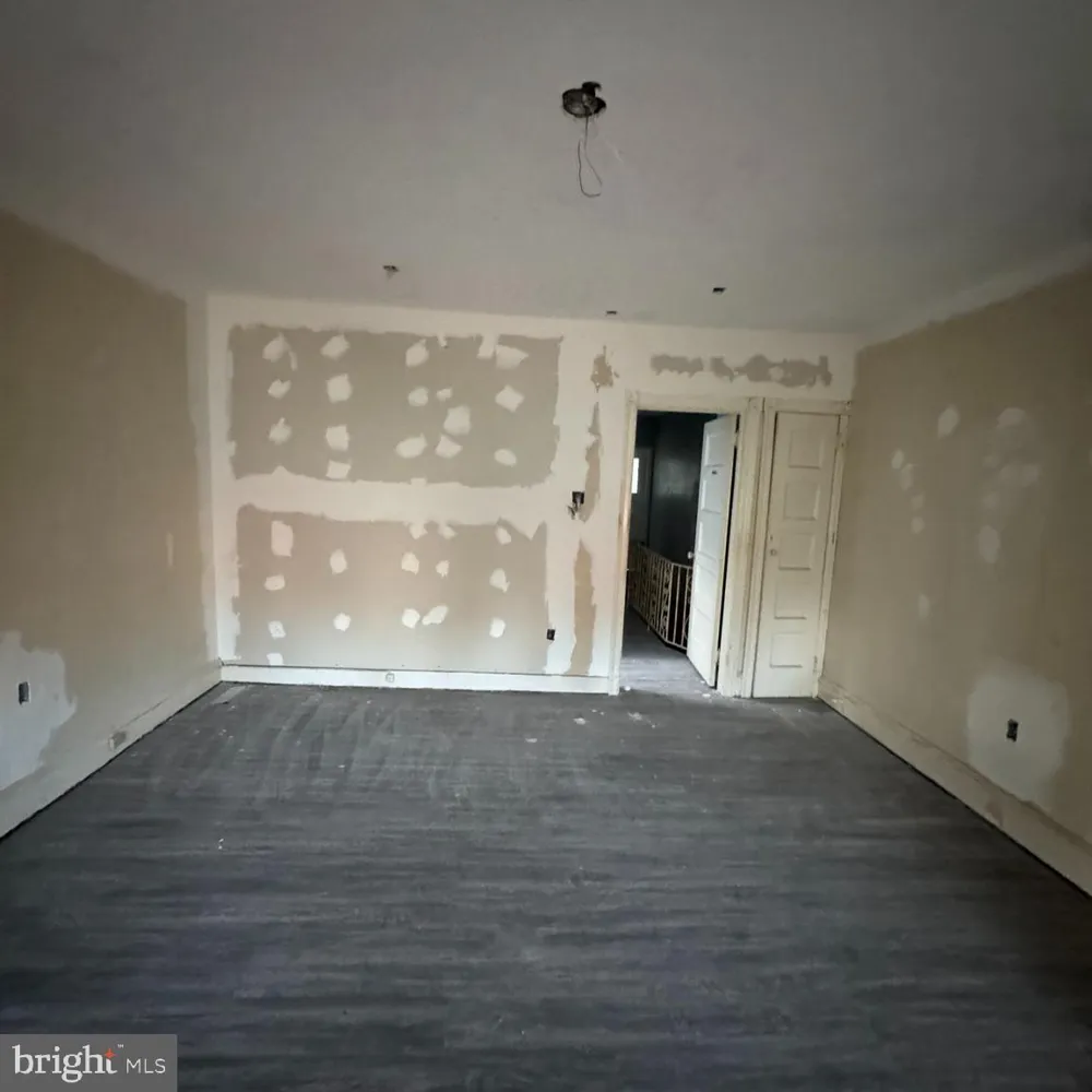 1953 MEDARY AVENUE Philadelphia, PA 19141