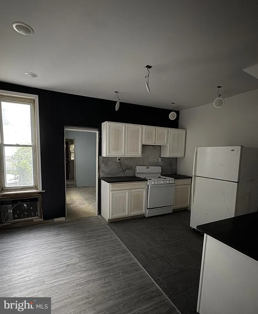 1953 MEDARY AVENUE Philadelphia, PA 19141