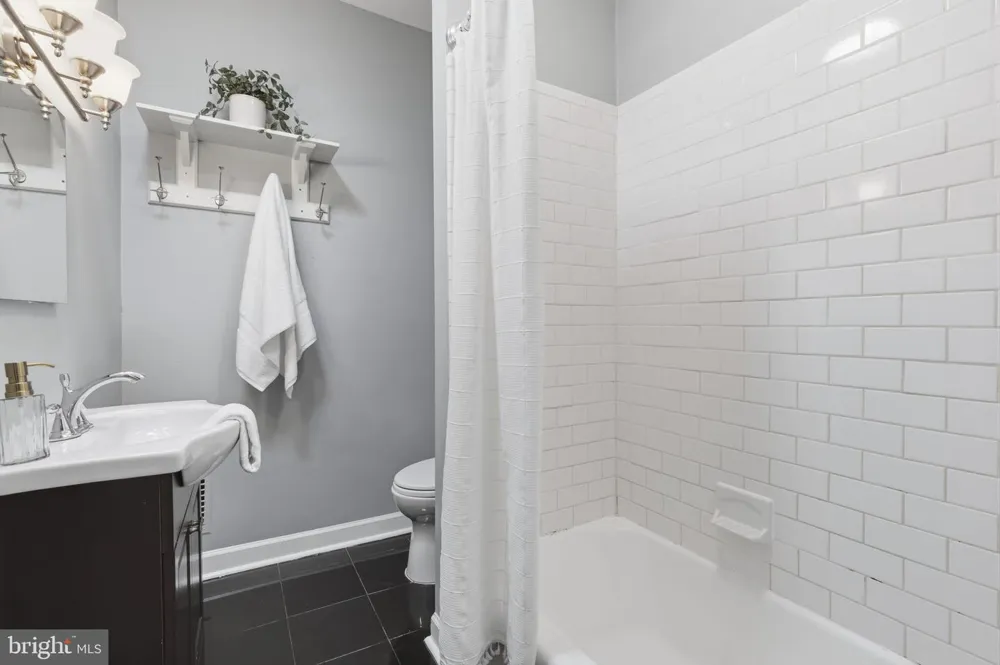 4119 FALLS ROAD Baltimore, MD 21211