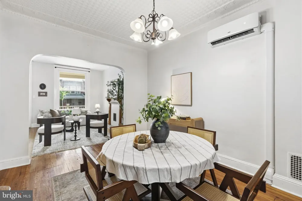 4119 FALLS ROAD Baltimore, MD 21211