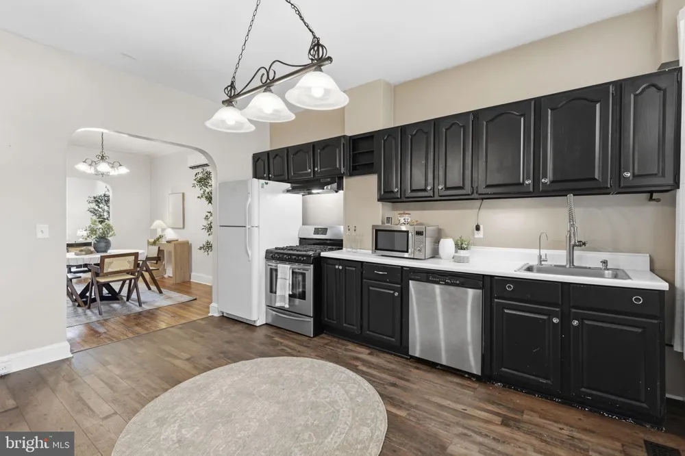 4119 FALLS ROAD Baltimore, MD 21211