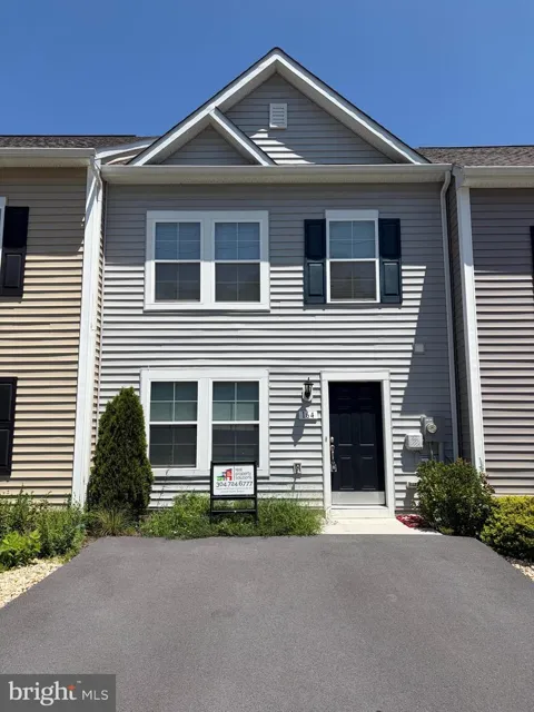 164 SCOTCH PINE DRIVE