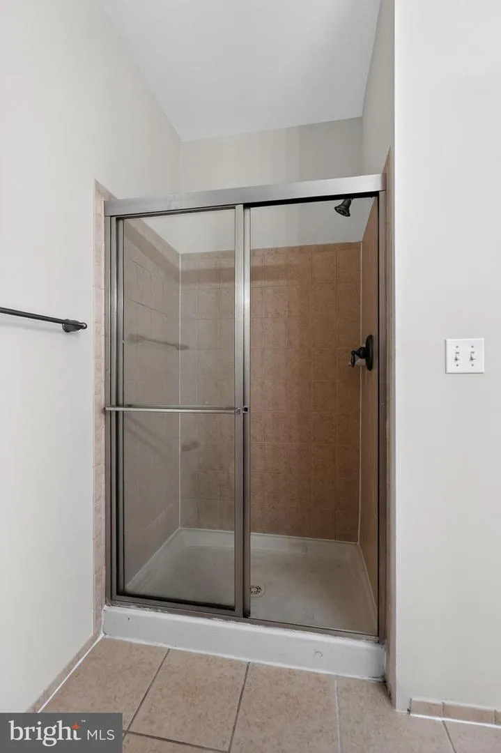 1630 WELSH ROAD #25D Philadelphia, PA 19115