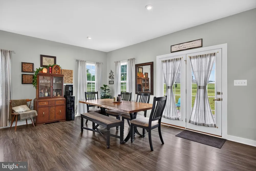 1220 BECK MILL ROAD Hanover, PA 17331